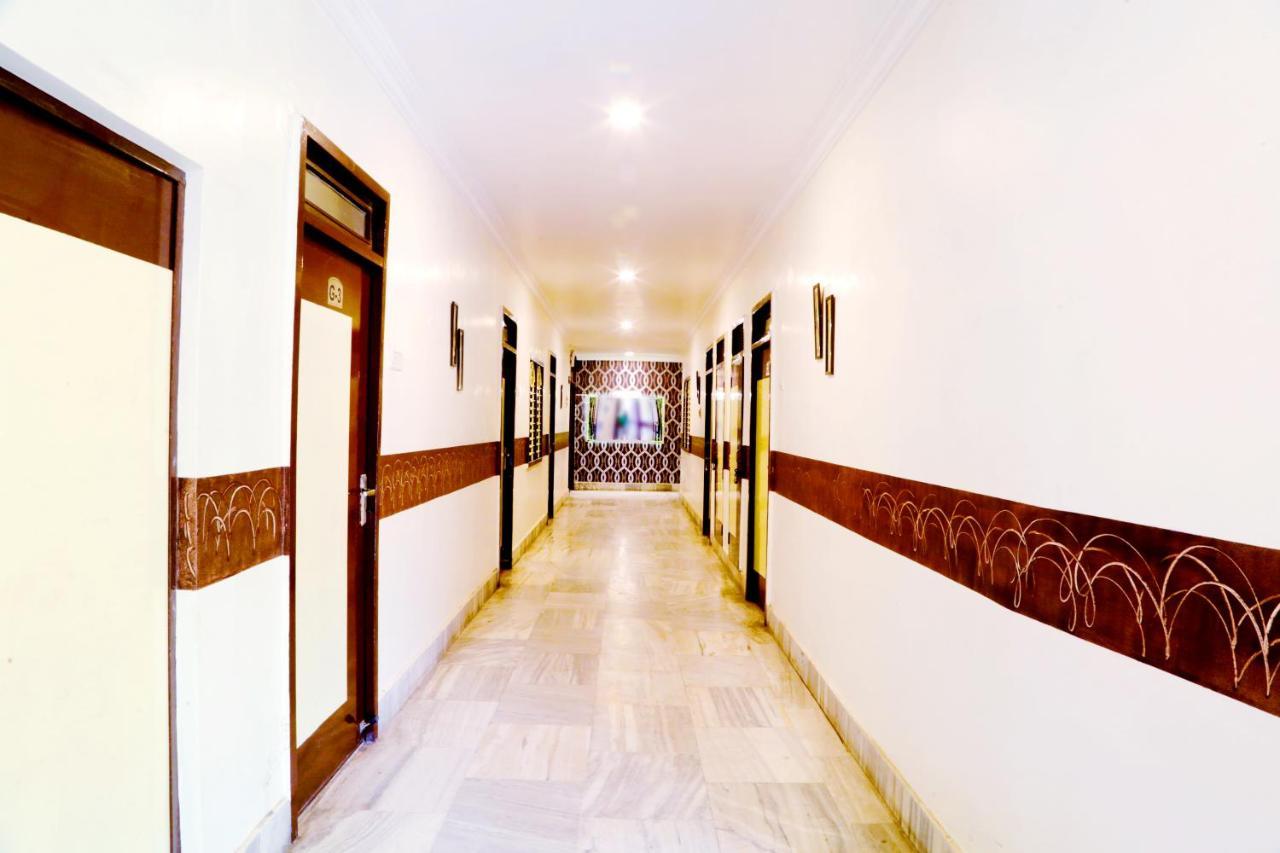 Hotel Prayag Аллахабад Екстер'єр фото